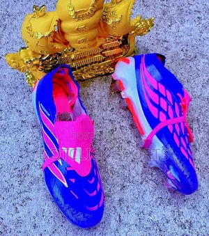 Adidas Predator FG Football Boots - Control Precision