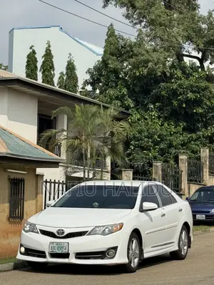 Toyota Camry 2013 White