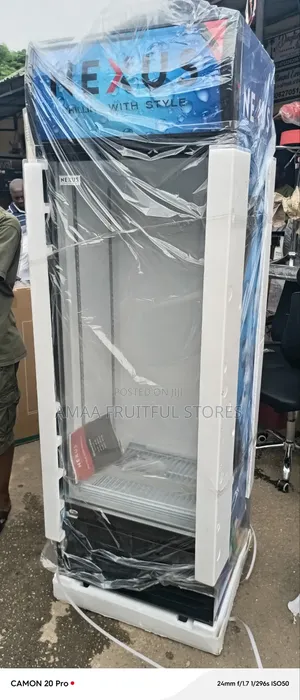 Nexus Showcase Fridge 501