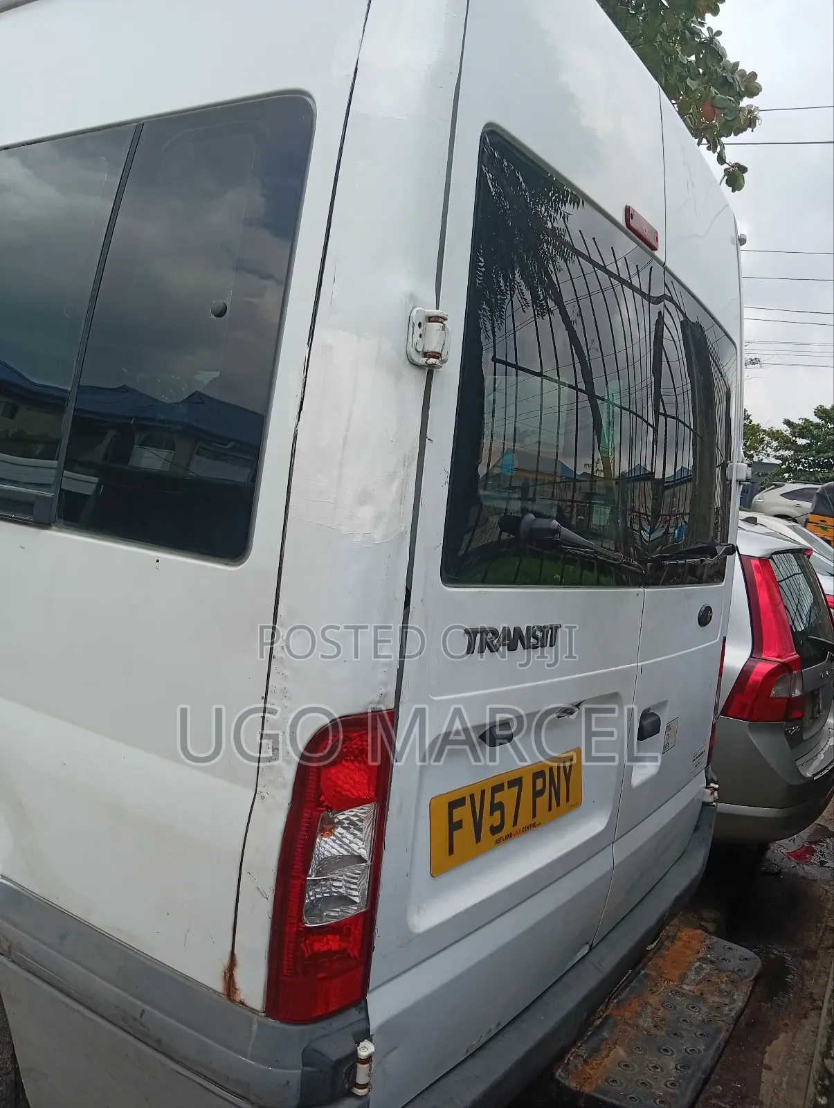 Ford Transit 2010 White