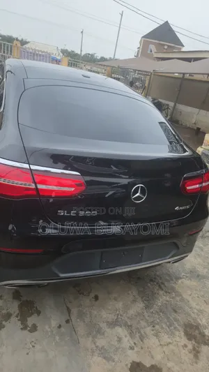 Mercedes-Benz GLC-Class 2018 Black