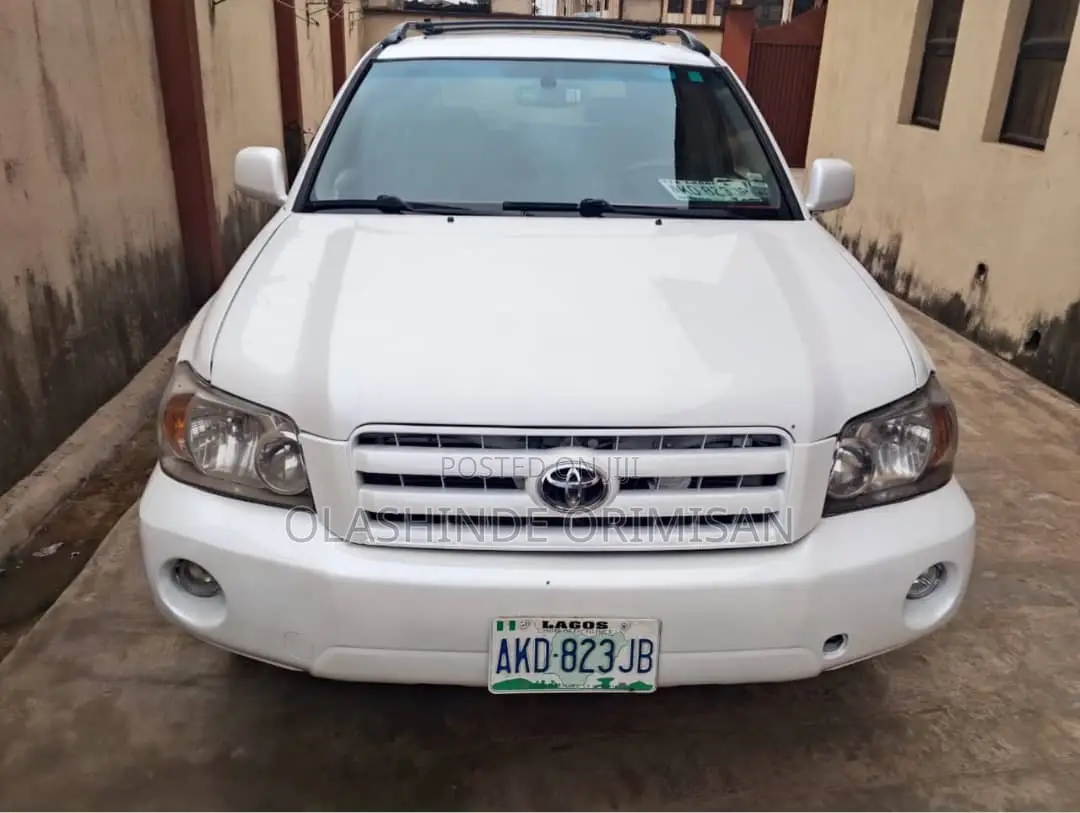 Toyota Highlander 2005 White