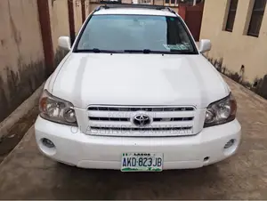 Toyota Highlander 2005 White