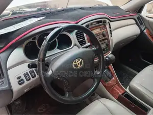 Toyota Highlander 2005 White