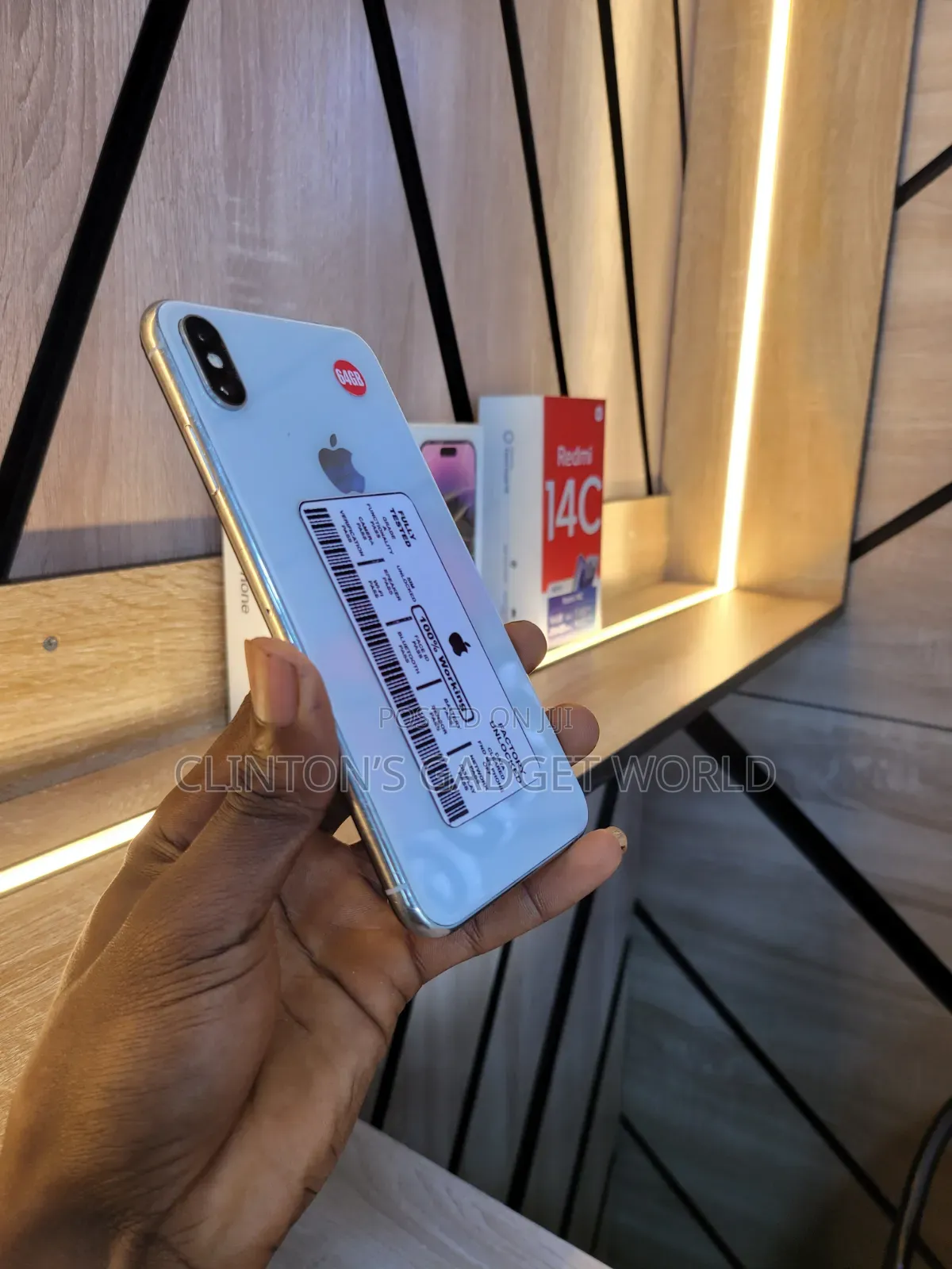 Apple iPhone XS Max 64 GB White