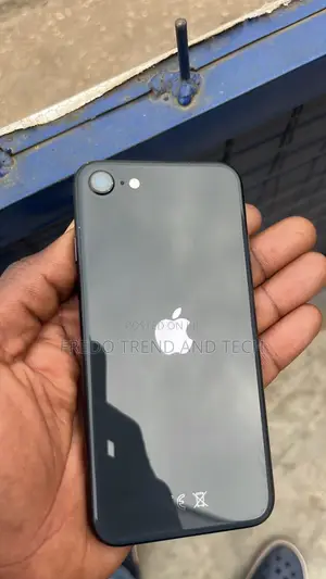 Apple iPhone SE 64 GB Black
