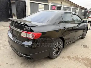 Toyota Corolla 2012 Black
