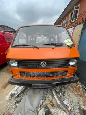 Volkswagen Transporter 2003 Orange