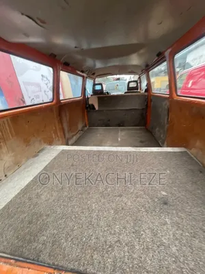 Volkswagen Transporter 2003 Orange