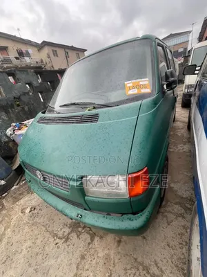 Volkswagen Transporter 2004 Green