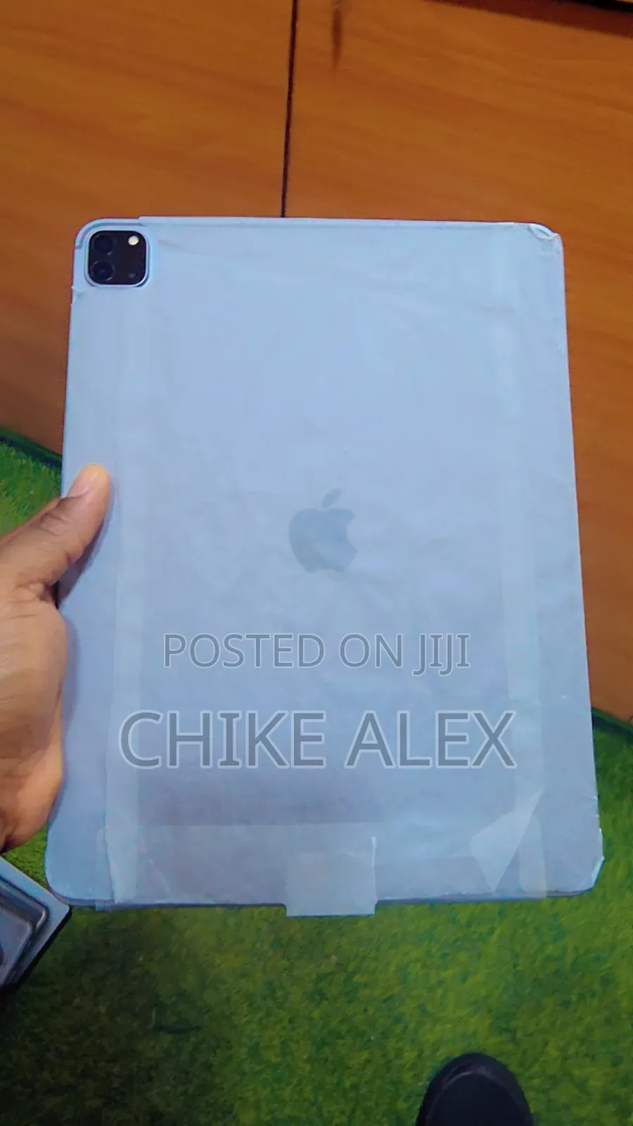 Apple iPad Pro (2022) 512 GB Gray