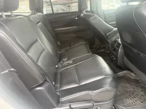 Honda Pilot Touring AWD 2018 White