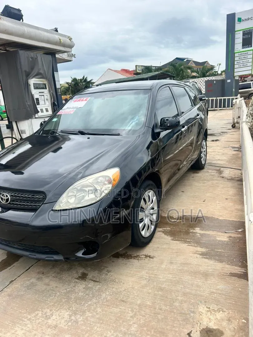 Toyota Matrix 2005 Black