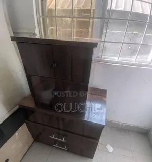 A Set of Two Drawers