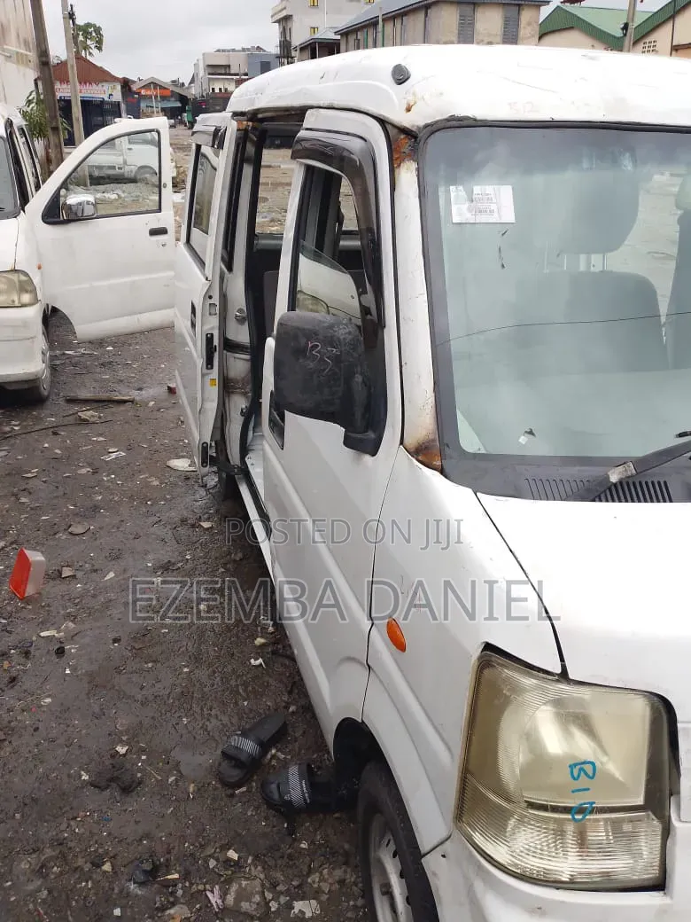 Suzuki Every 2008 White