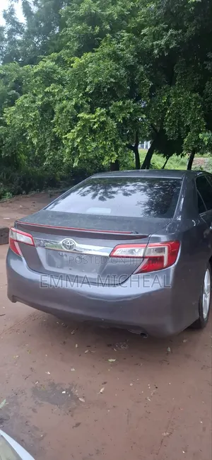 Toyota Camry 2014 Gray
