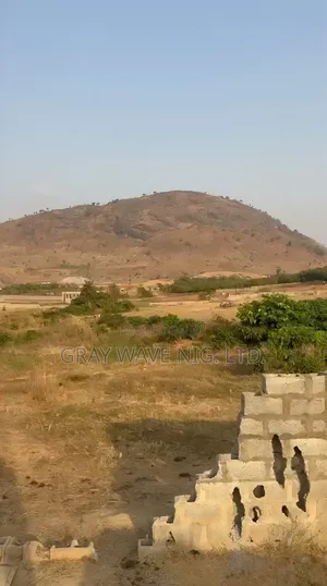 265Sqm Semi Detached Estate Plot