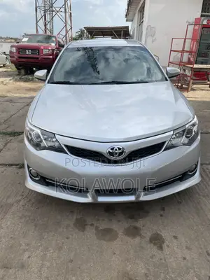 Toyota Camry 2013 Silver