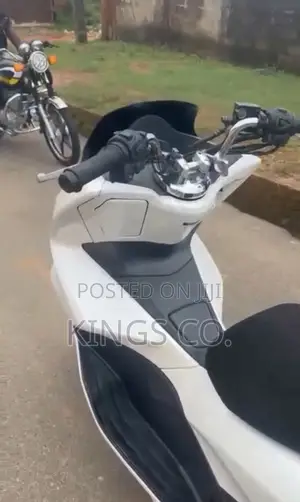 New Honda 2022 White