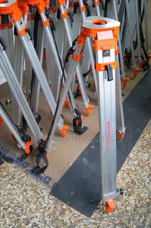 Double Lock Tripod Stand
