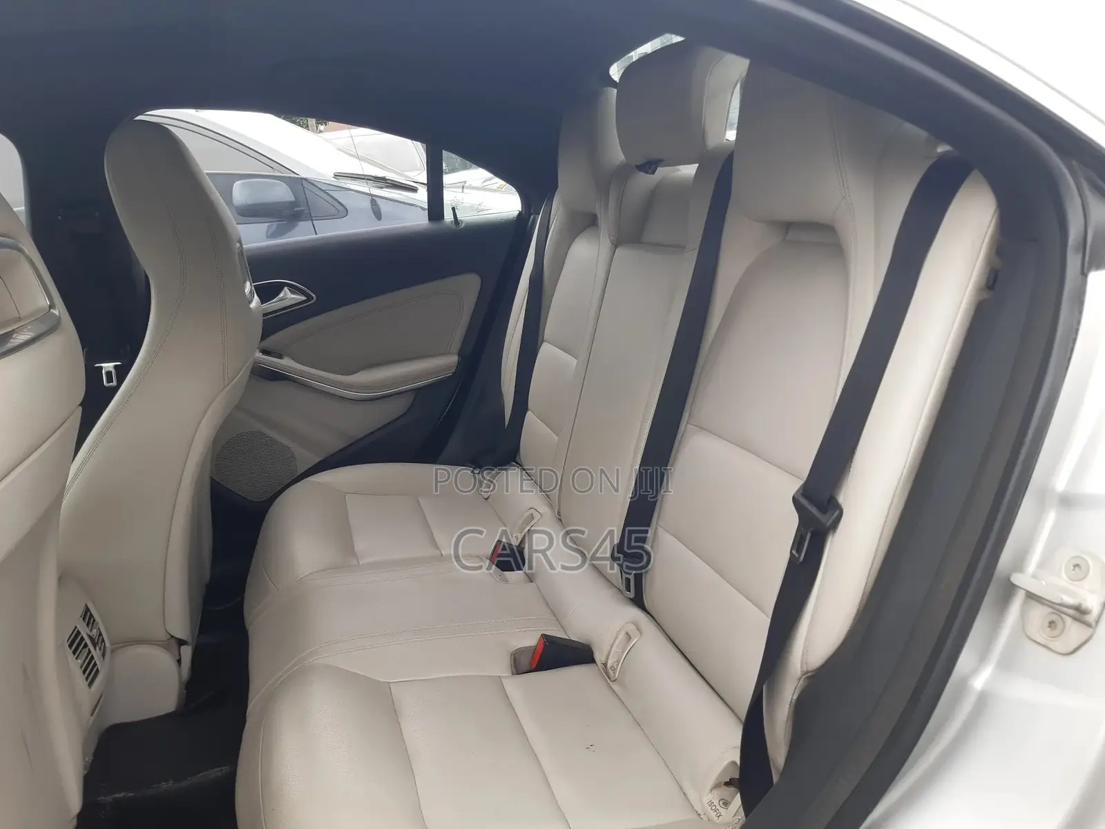 Mercedes-Benz CLA-Class 2014 Silver