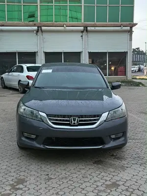Honda Accord Sport 4dr Sedan (2.4L 4cyl CVT) 2014 Gray