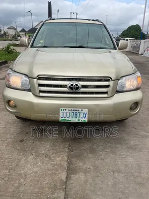 Toyota Highlander 2005 Gold