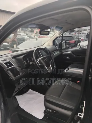 Toyota HiAce 2021 Black