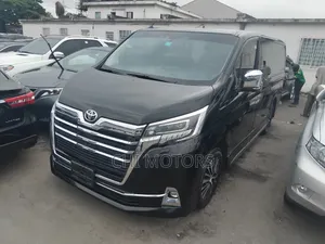 Toyota HiAce 2021 Black