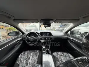Hyundai Sonata SE 2020 Black