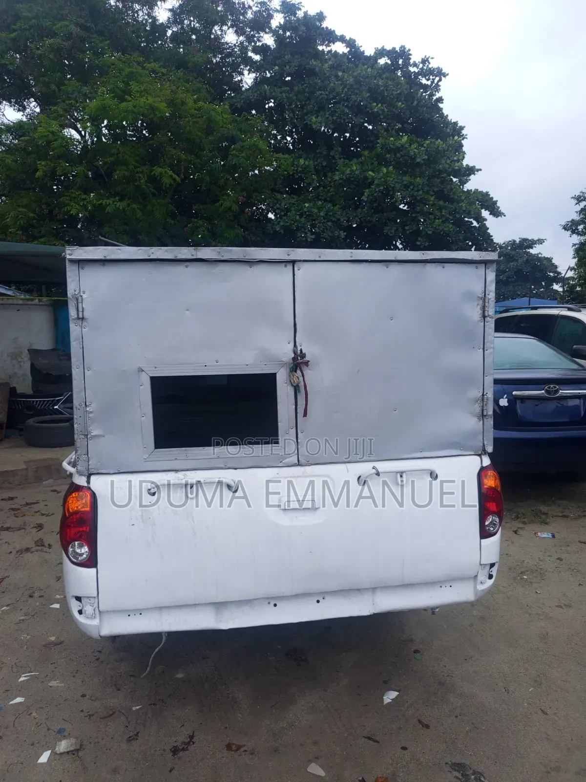 Mitsubishi L200 2013 White