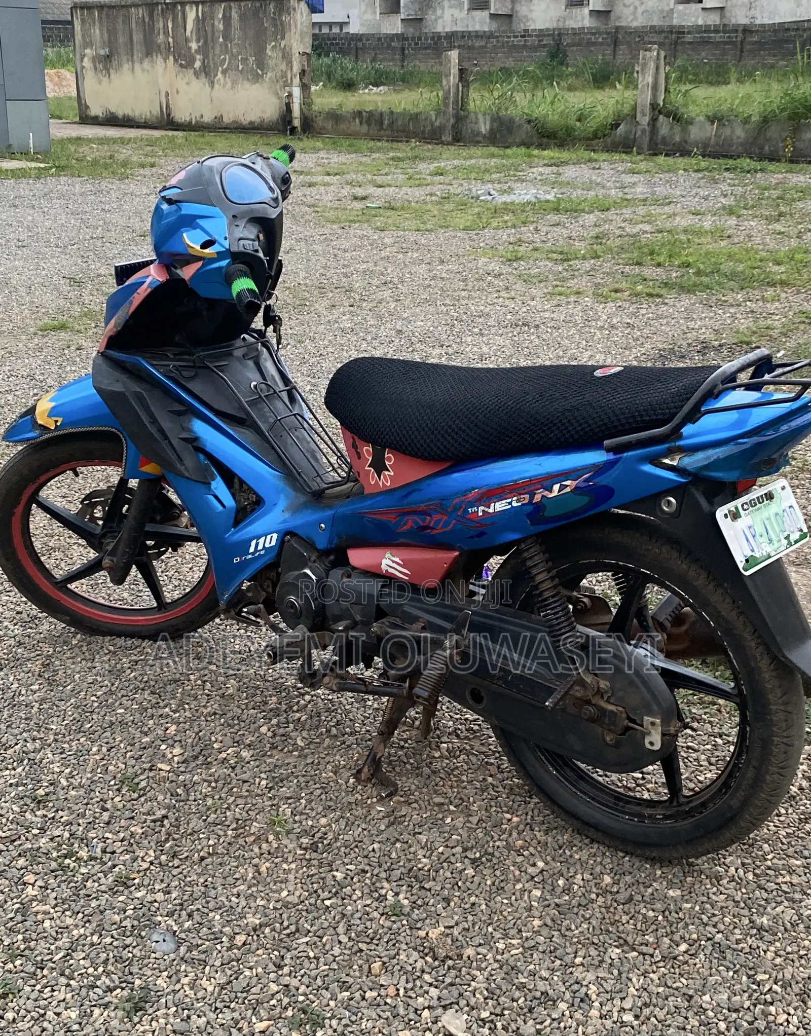TVS Neo NX 2024 Blue
