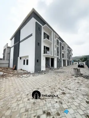 4bdrm Townhouse / Terrace in In A Mini Estate,, Katampe (Main) for rent