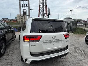 Toyota Land Cruiser 2023 White