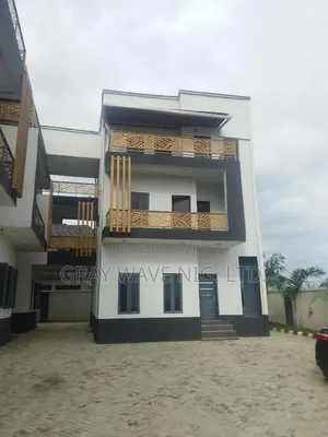 4bdrm Duplex in Sabon Lugbe for sale