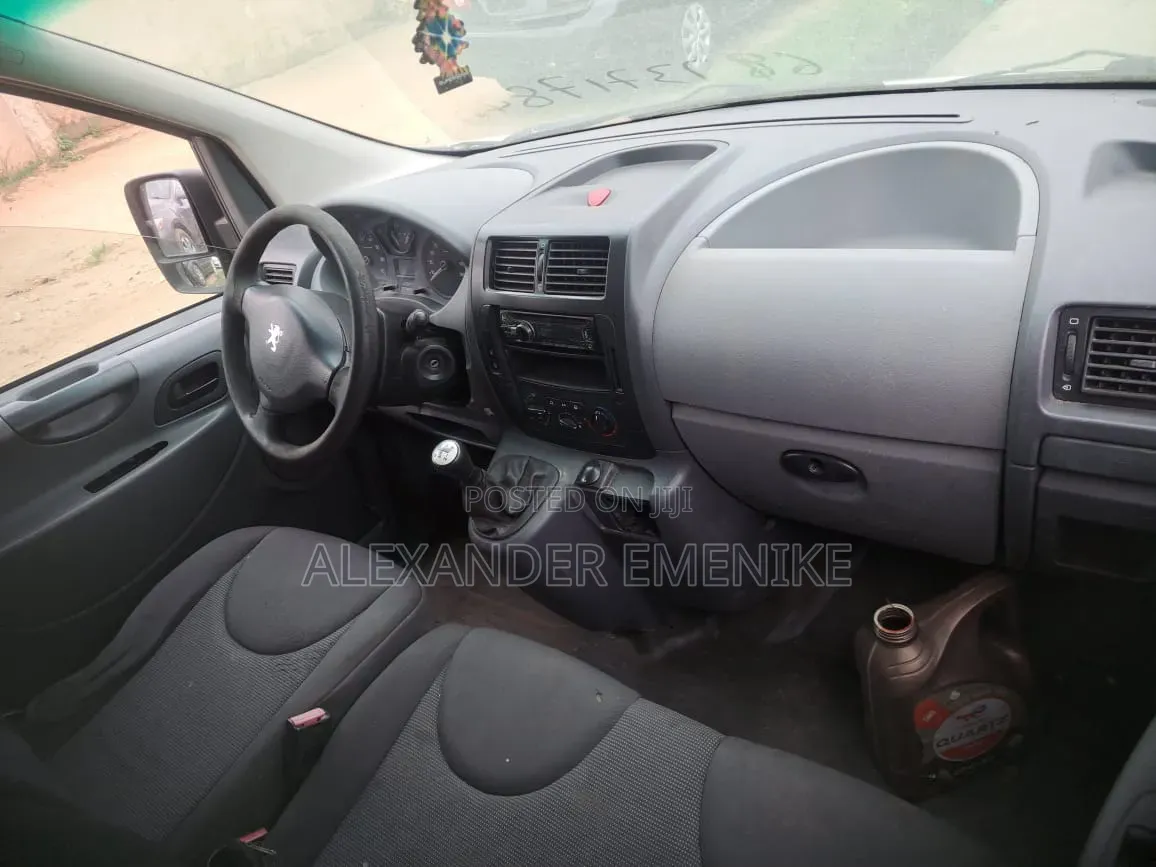 Peugeot Boxer 2016 White
