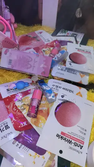 Magic Lipgloss Nd Facial Masks