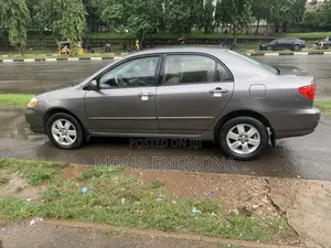 Toyota Corolla 2006 Gray