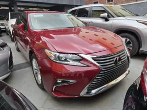 Lexus ES 2017 Red