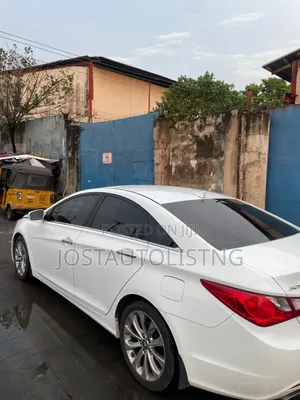 Hyundai Sonata 2013 White