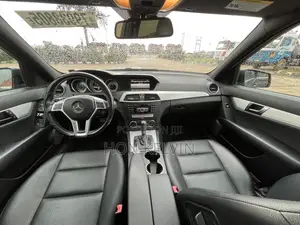 Mercedes-Benz C250 2013 Black