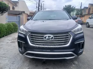 Hyundai Santa Fe 2017 Black