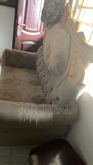 Complete Set of Royal Chairs