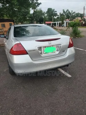 Honda Accord 2007 Silver