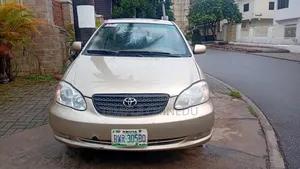Toyota Corolla 2005 Gold