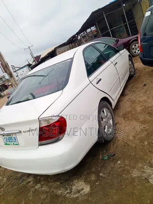 Toyota Camry 2004 White