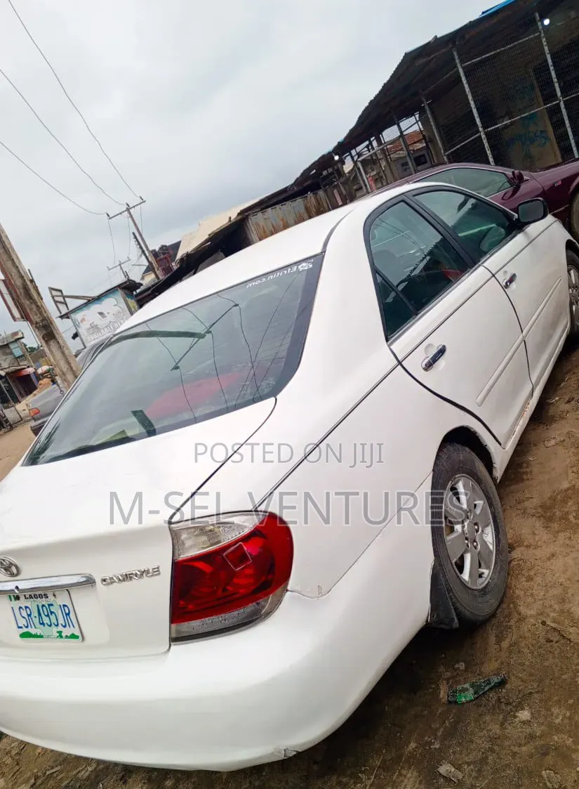 Toyota Camry 2004 White