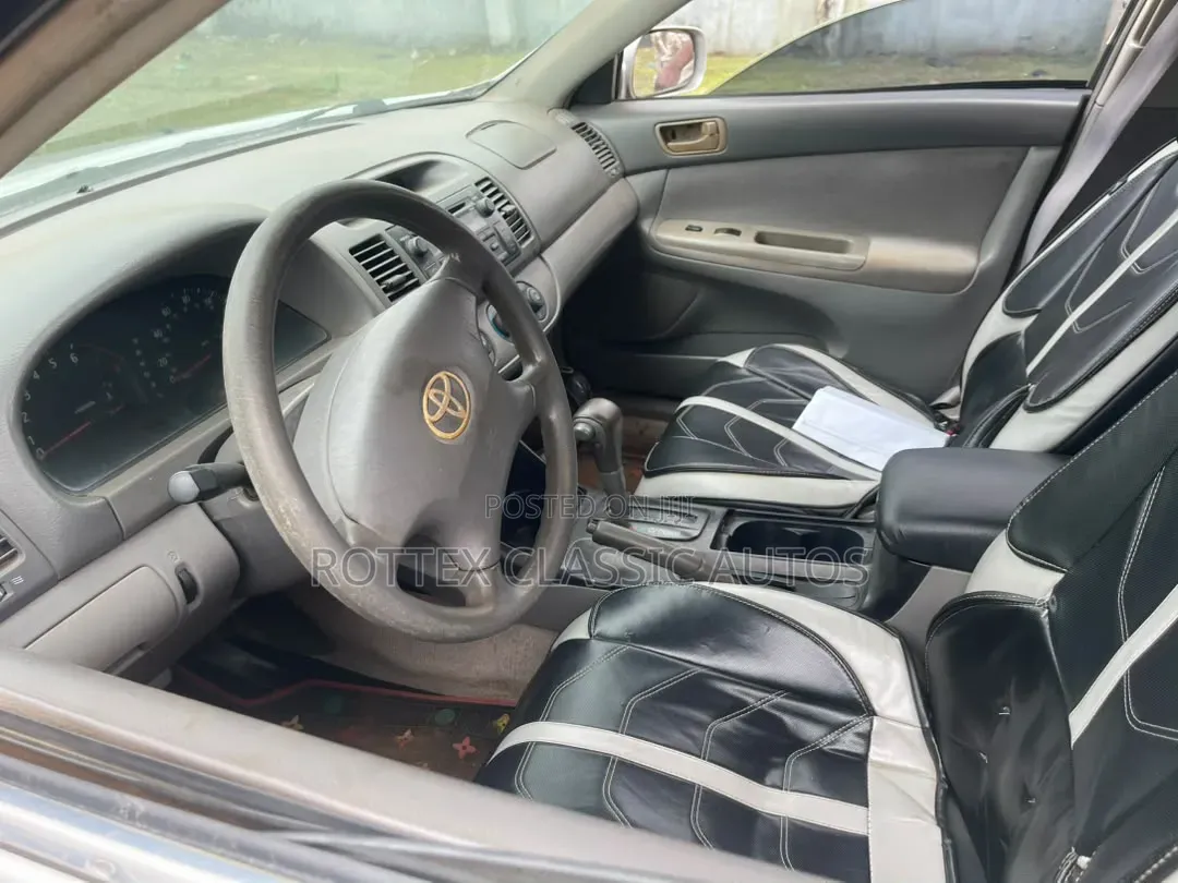 Toyota Camry 2003 Silver