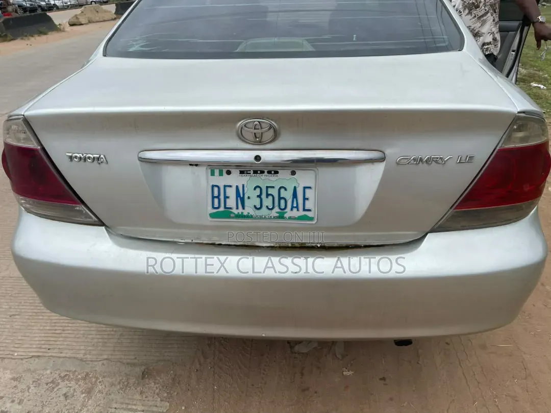 Toyota Camry 2003 Silver