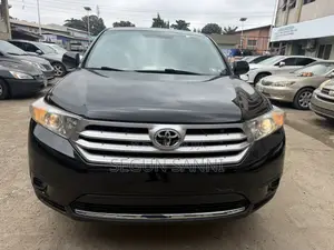 Toyota Highlander SE 3.5L 4WD 2013 Black